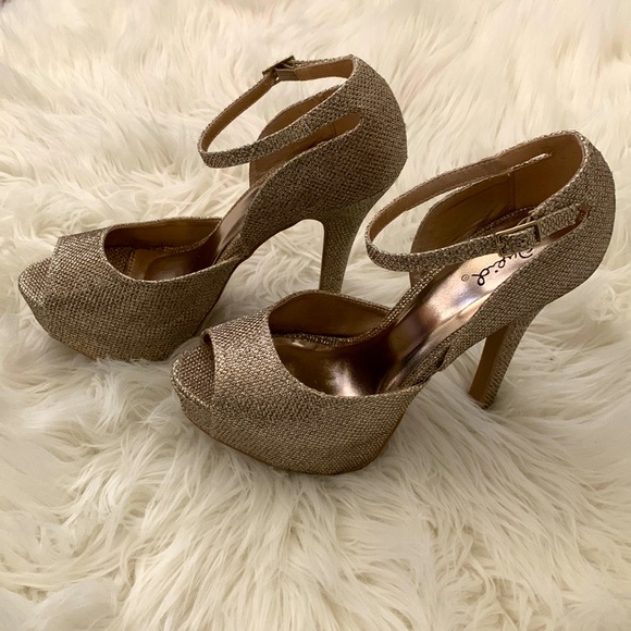 Qupid Platform Peeptoe Heels - Picture 1 of 4